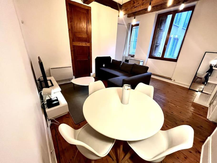 Grenoble Hypercentre - Appartement Vieille Ville - Wifi Экстерьер фото